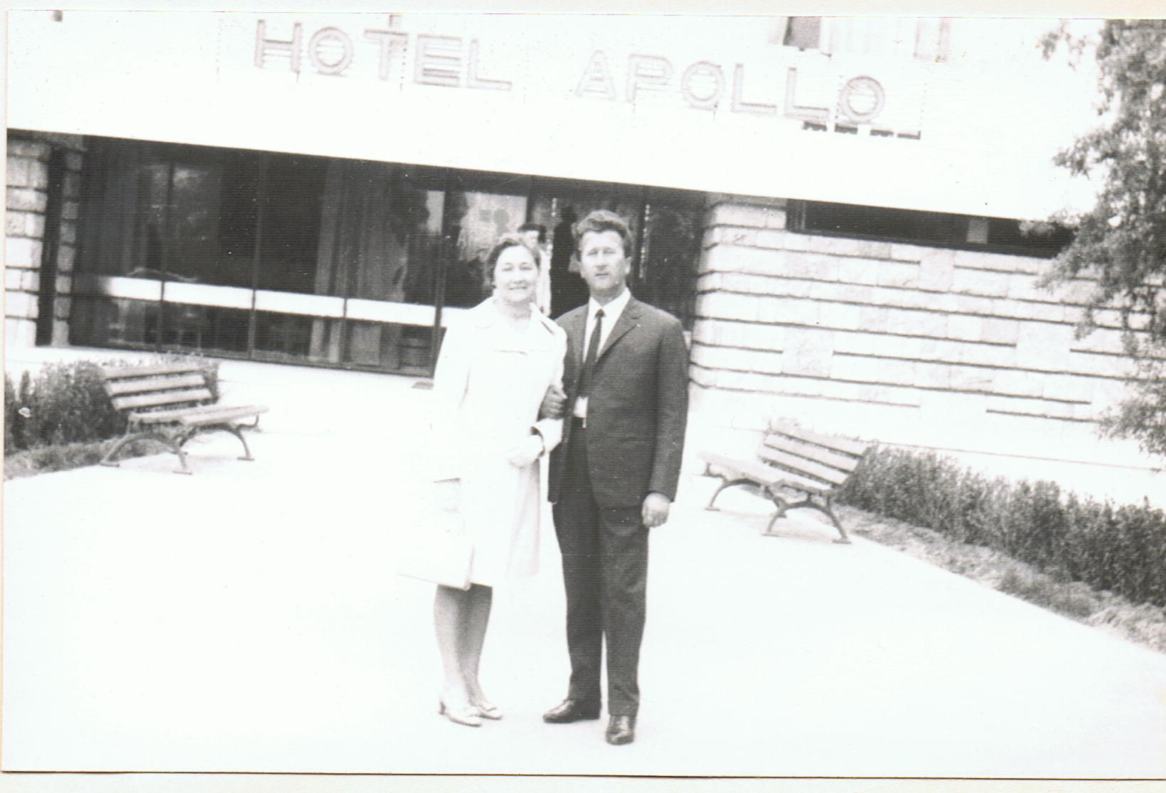 FAMILIA  "CONTE  CHARLES  de  HILLERIN"