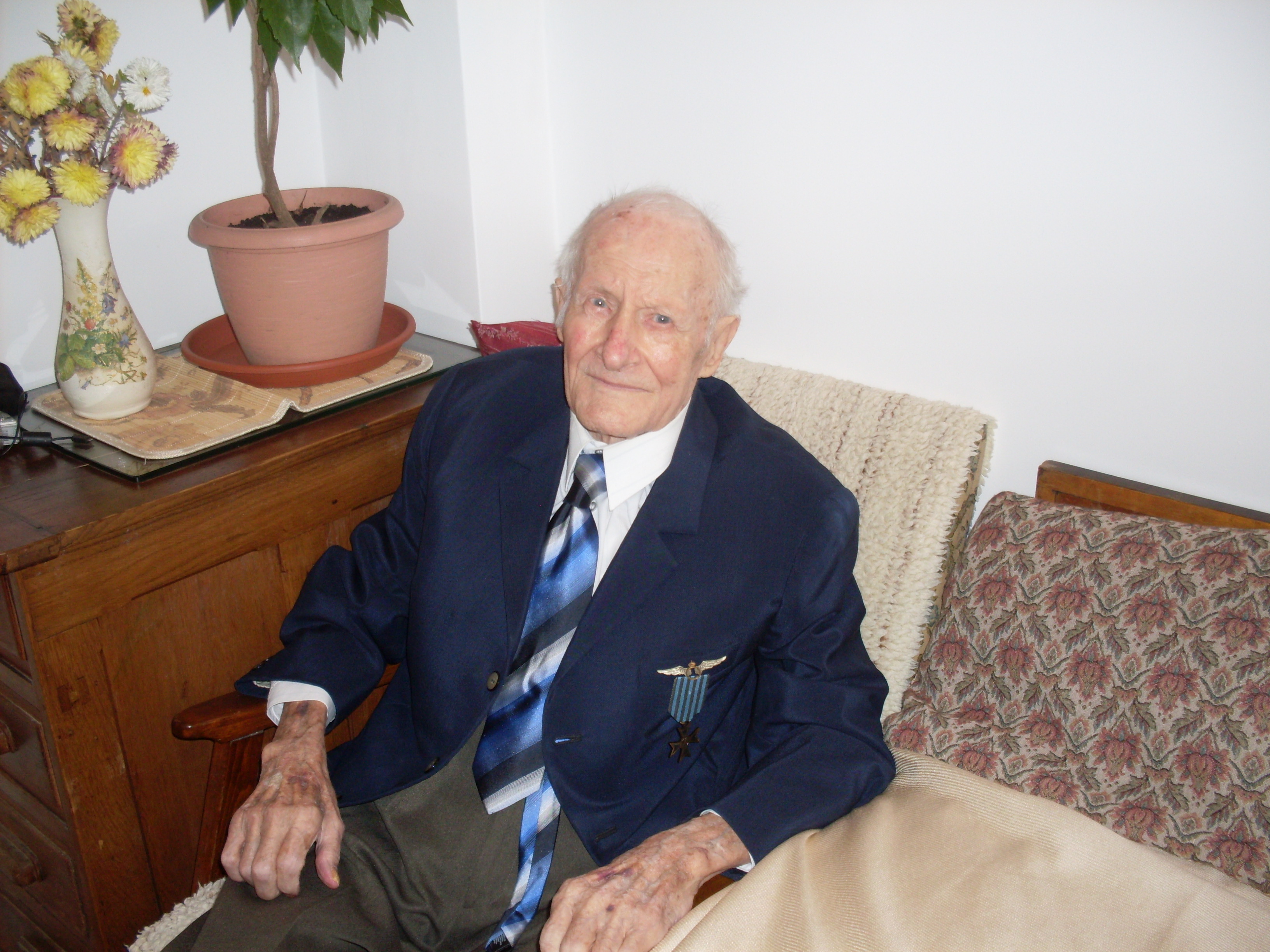 FAMILIA  "CONTE  CHARLES  de  HILLERIN"